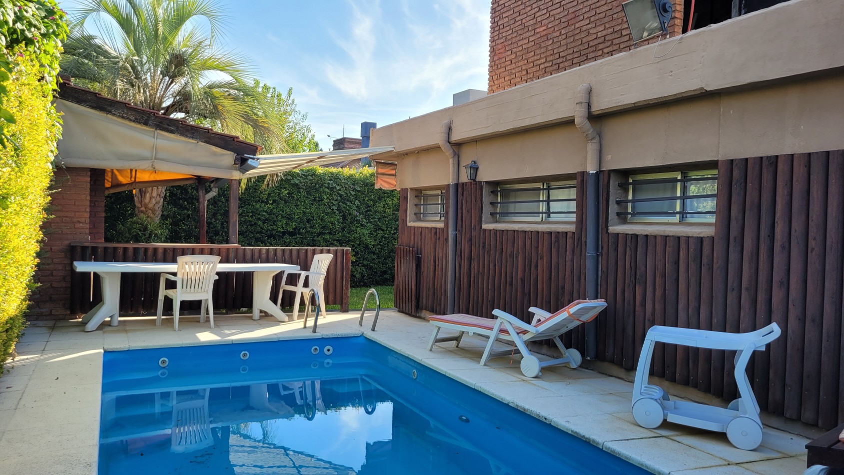Casa a la venta en Country Las Lajas