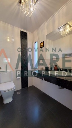 Casa a la venta en Comarcas de Lujan! - Santa Irene