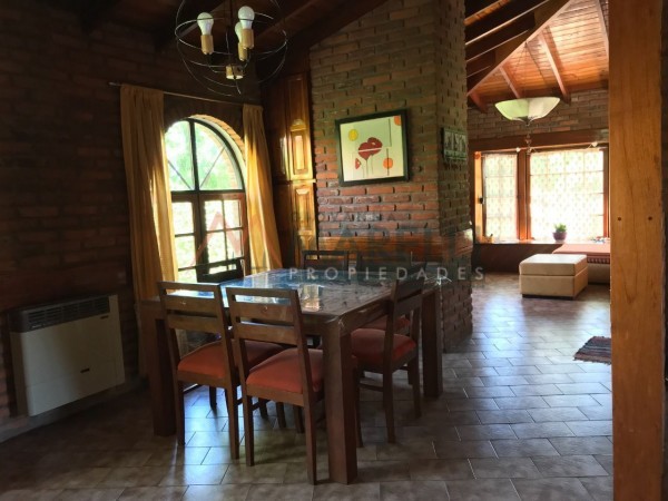 Venta en Country Las Lajas!