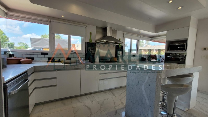 Casa a la venta en Comarcas de Lujan! - Santa Irene